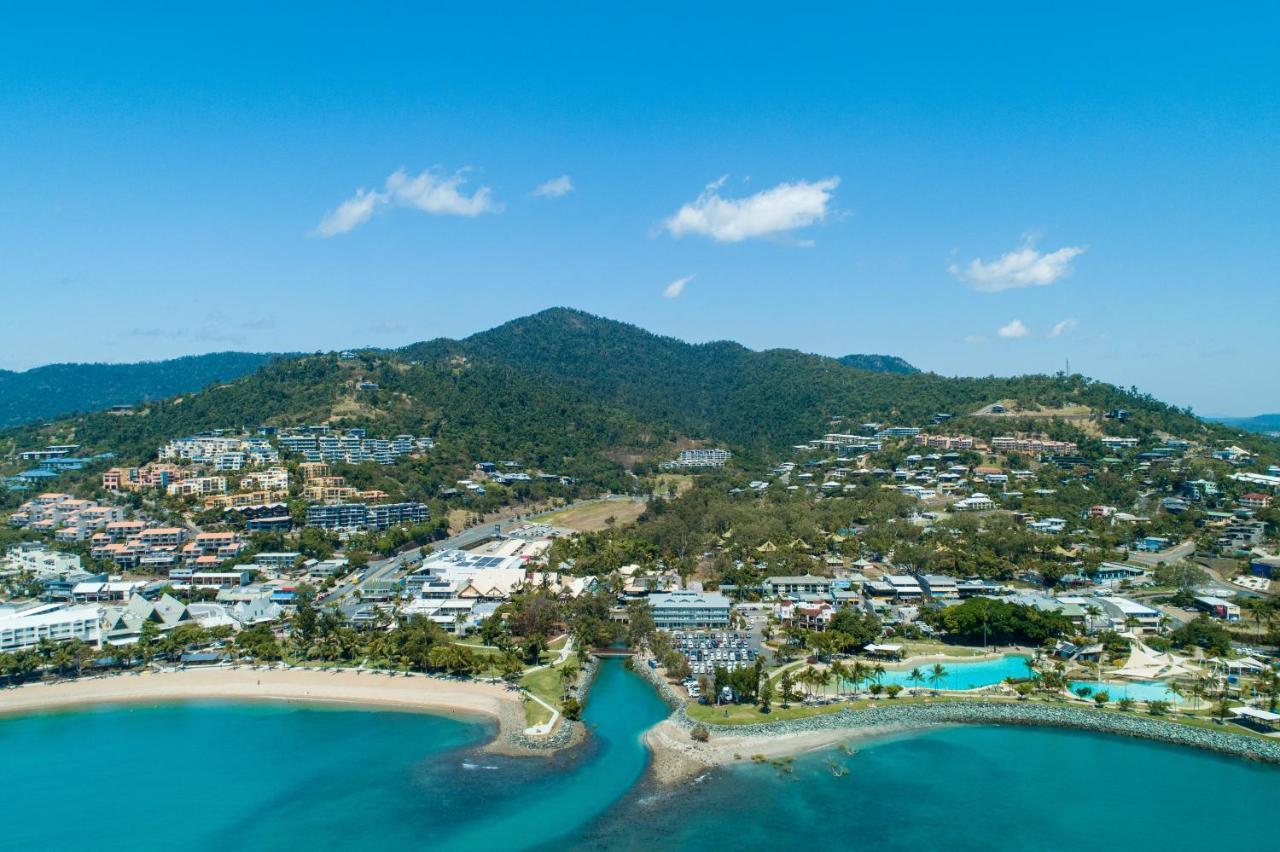 Airlie Sun & Sand Accommodation #5 Еърли Бийч Екстериор снимка